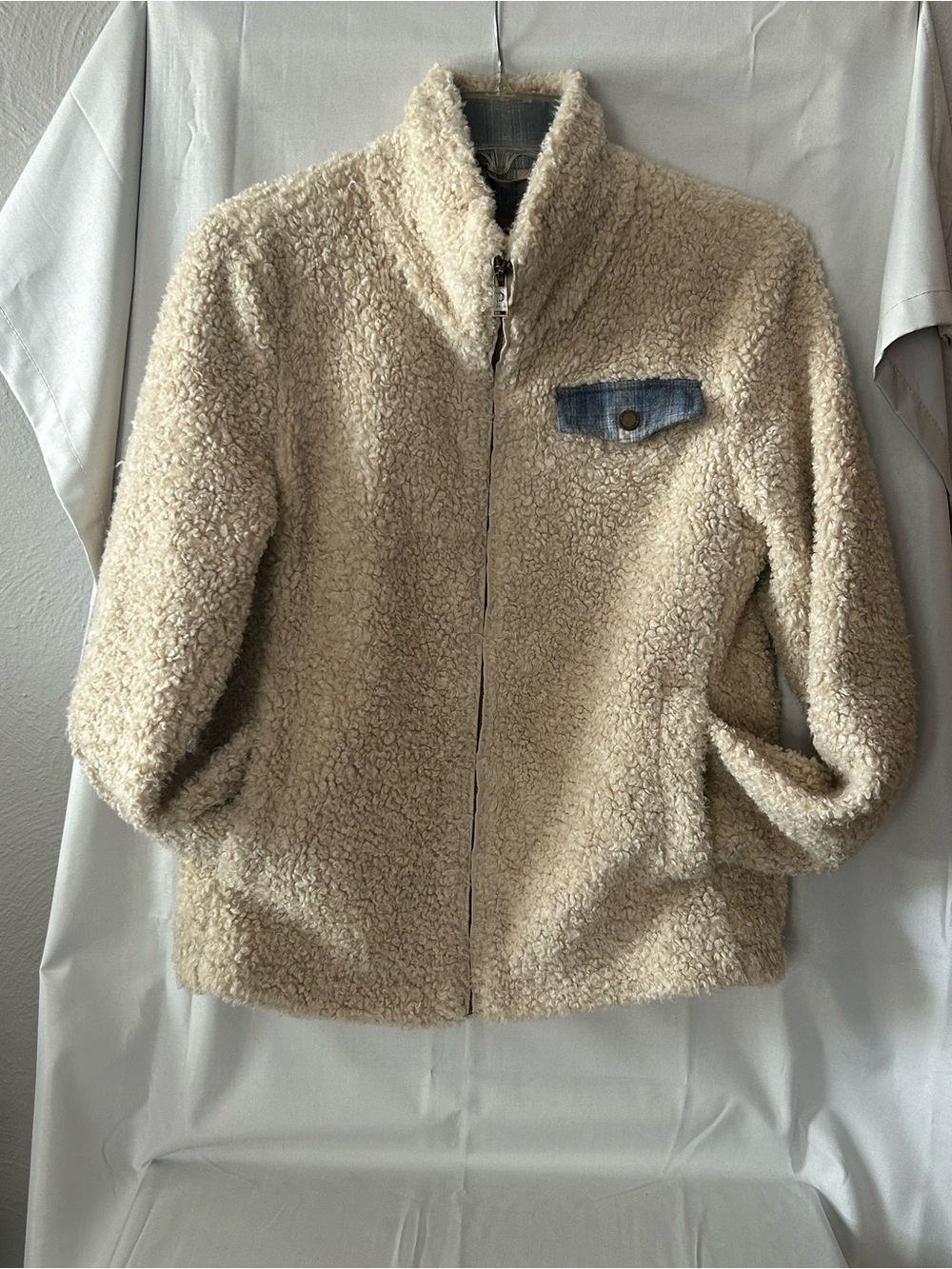 Pendleton Ladies' Fuzzy Zip Jacket Women's Sherpa Coat - Cream/Beige
Size S